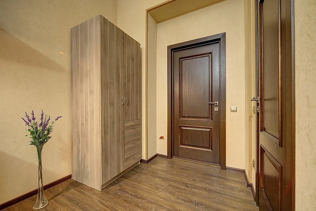 Apartament Quartira Na Marata, 8 Sankt Petersburg