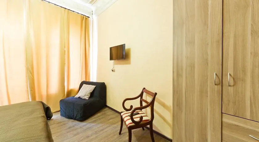 Apartament Quartira Na Marata, 8 Sankt Petersburg